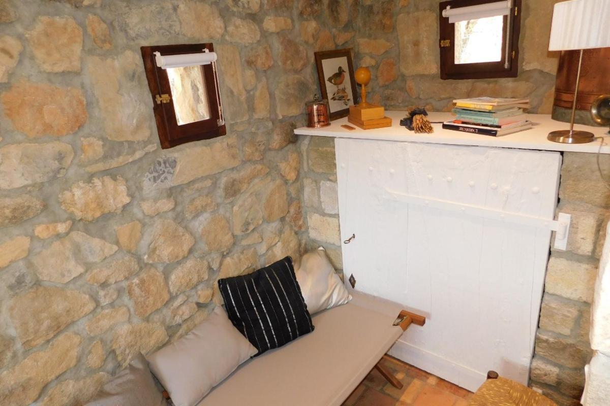 Chambre D'Hotes Les Cerisiers Vesseaux Exterior foto